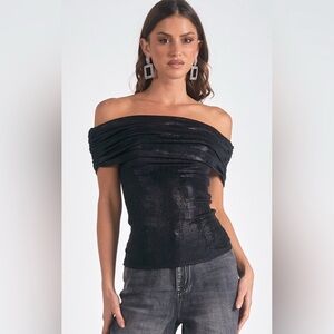 Elan off the shoulder top. Black shimmer NWT
